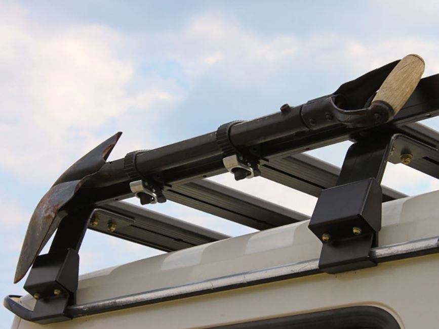 Front Runner Ratcheting/Shovel Mount